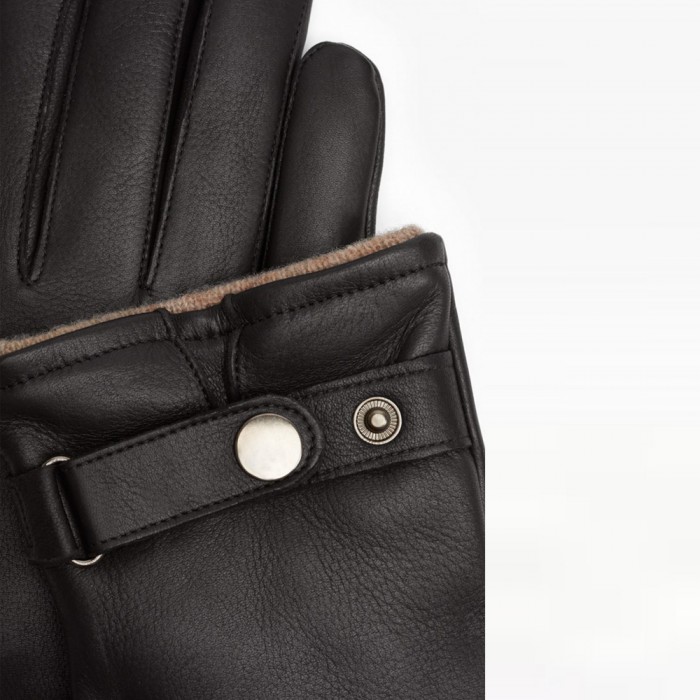 Soft leather glove